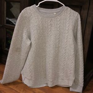 Long sleeve grey crew neck